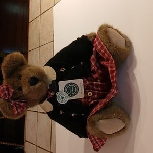 Boyds Bears "Lisa T. Bearringer"